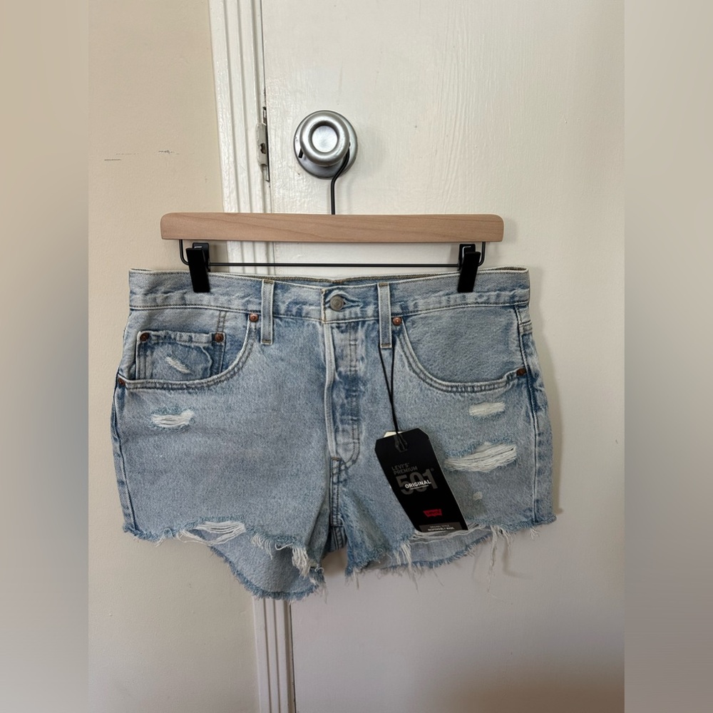 Levi's Light Blue Denim Cutoff Jean Shorts - Picture 3 of 14